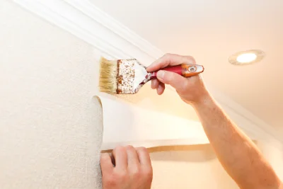 Pose de papier peint à Thiberville — revêtements muraux et toiles de verre